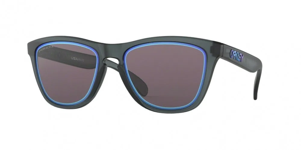 Oakley Frogskins 9013 Sunglasses - Crystal Clear - view 38